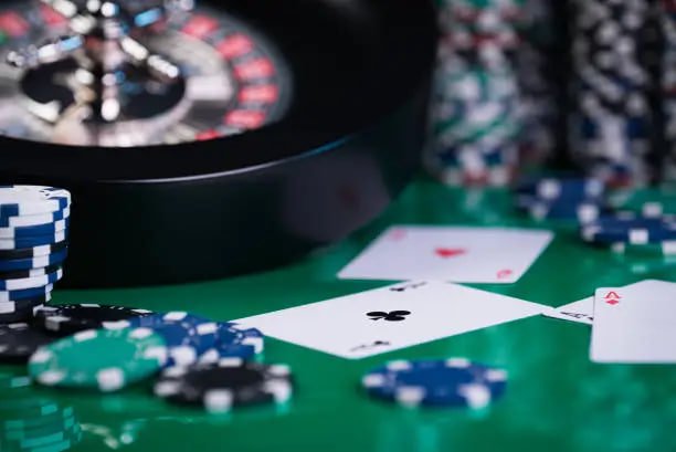 Antarmuka aplikasi mobile uji4d menampilkan pasar sportsbook Liga 1 dan opsi pembayaran DANA